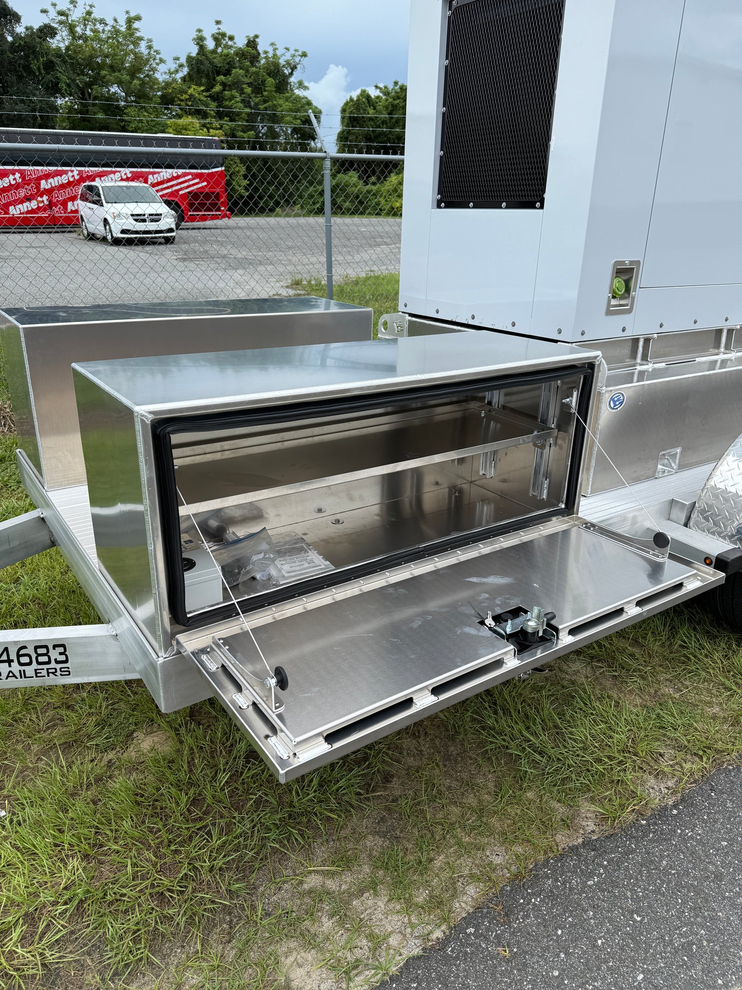 Boyd 2918 SERIES 48 X 18 X 20 ALUMINUM SIDE MOUNT TRUCK BOX