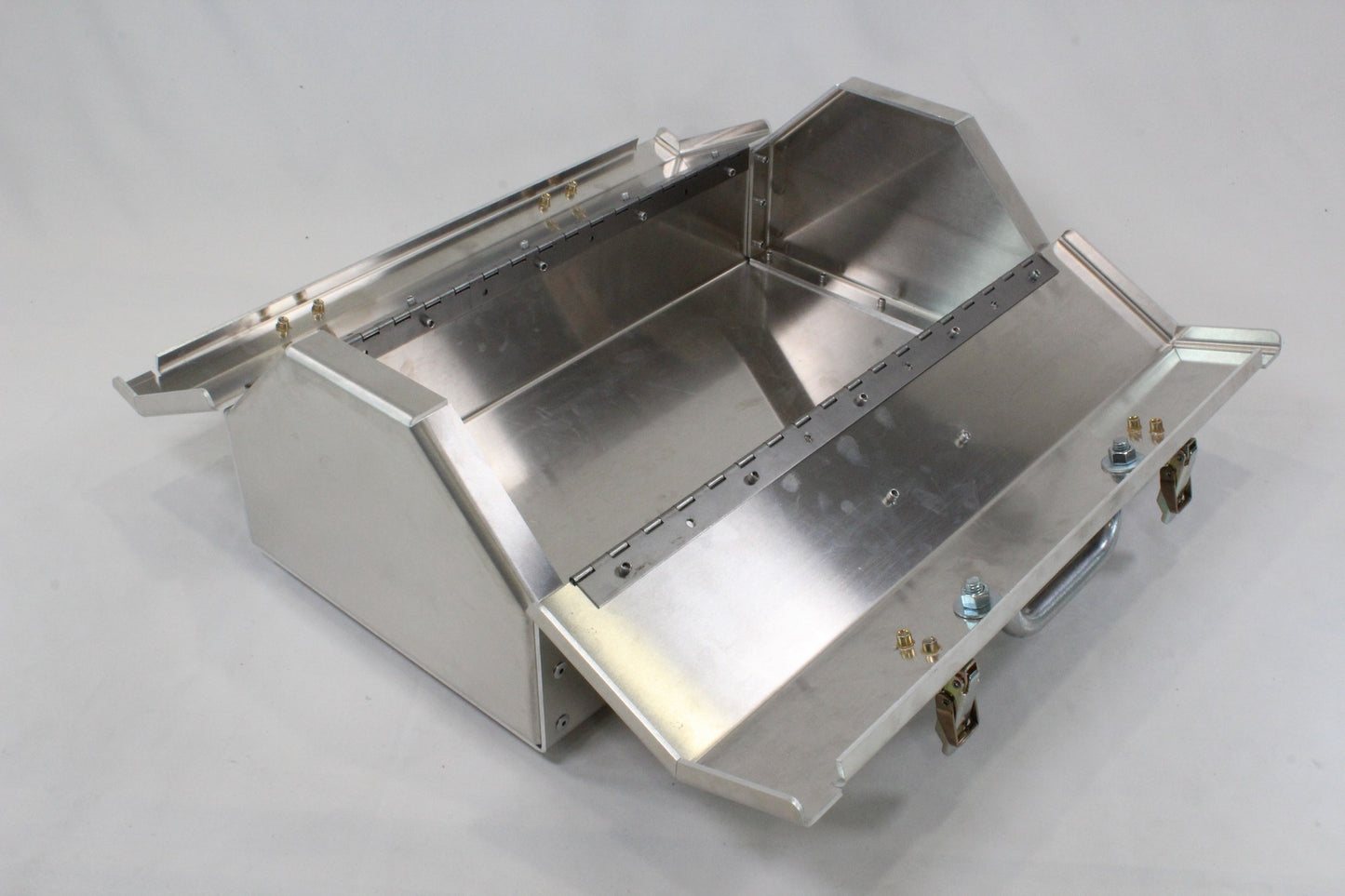 Boyd 26 Series Flop Top Hand Carry Aluminum Tool Box