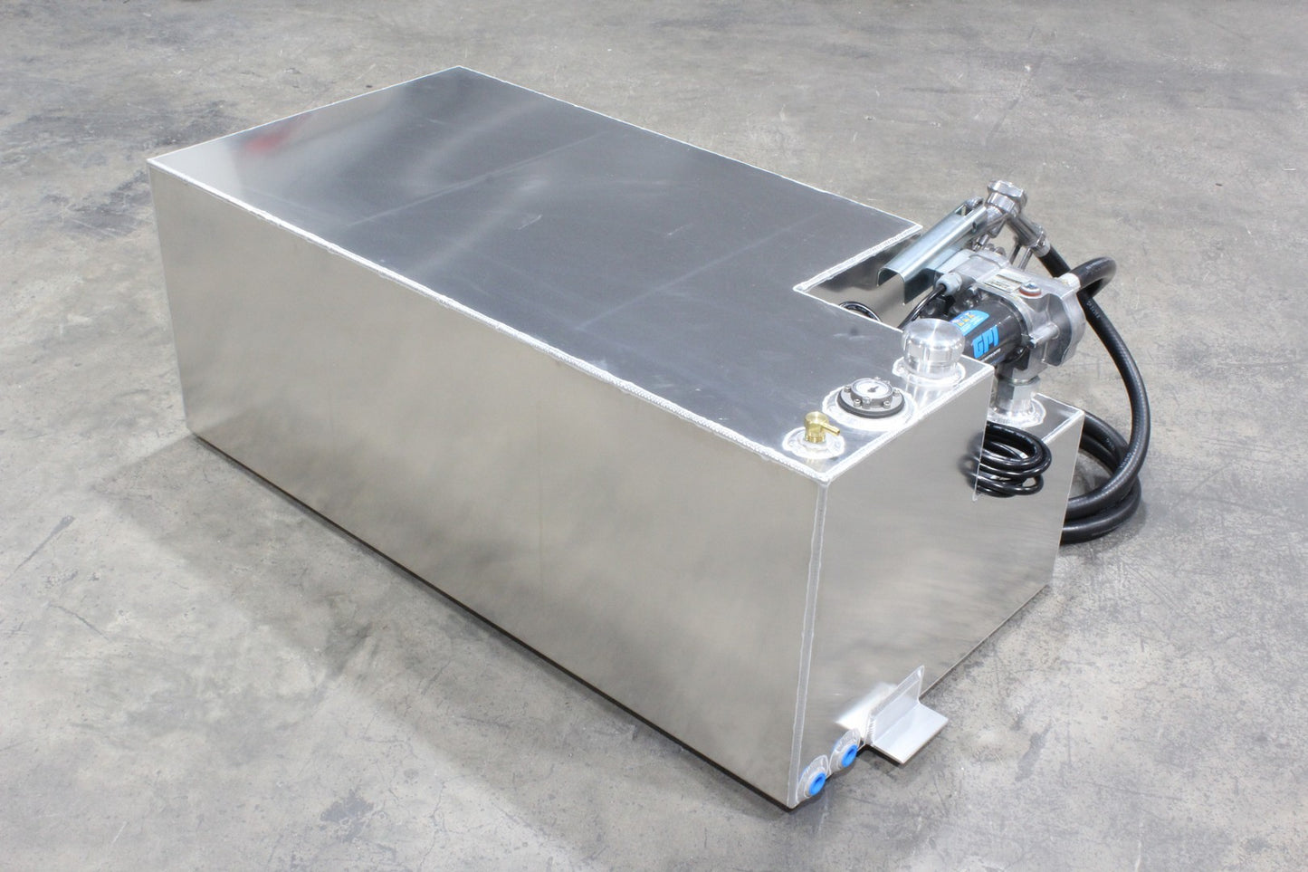 75 Gallon 48x24x18 Aluminum Tank W GPI 15GPM Pump Included