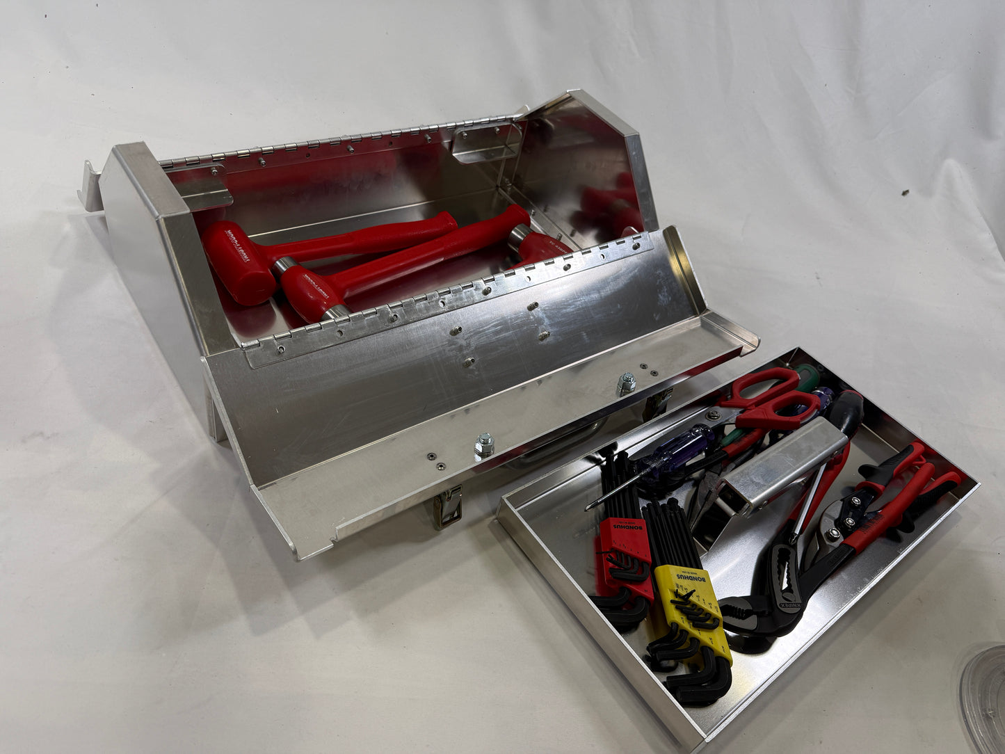 Boyd 26 Series Flop Top Hand Carry Aluminum Tool Box