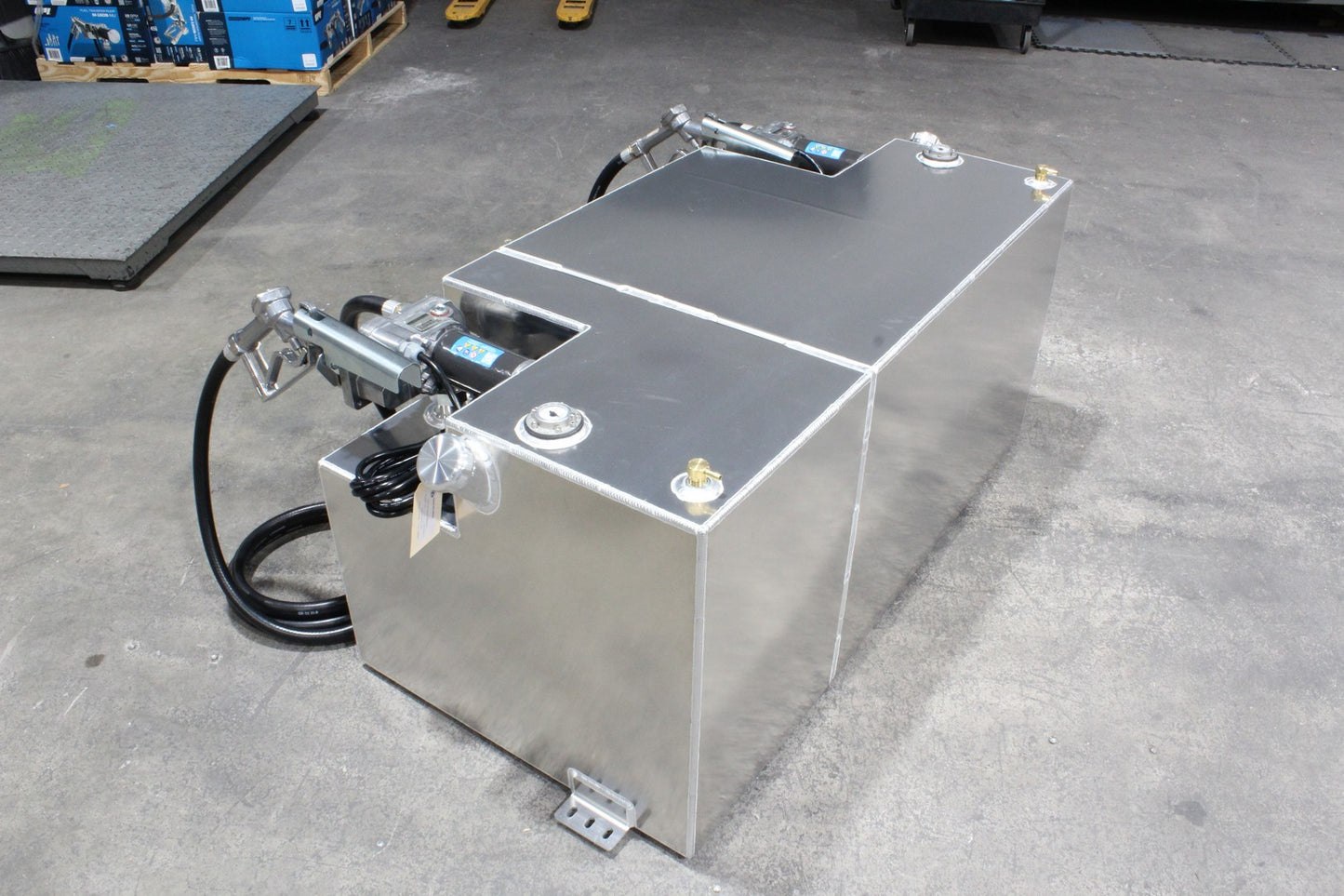 70/30 100 Gallon Aluminum Split Tank 51 x 26 x 23 W GPI Pumps Included