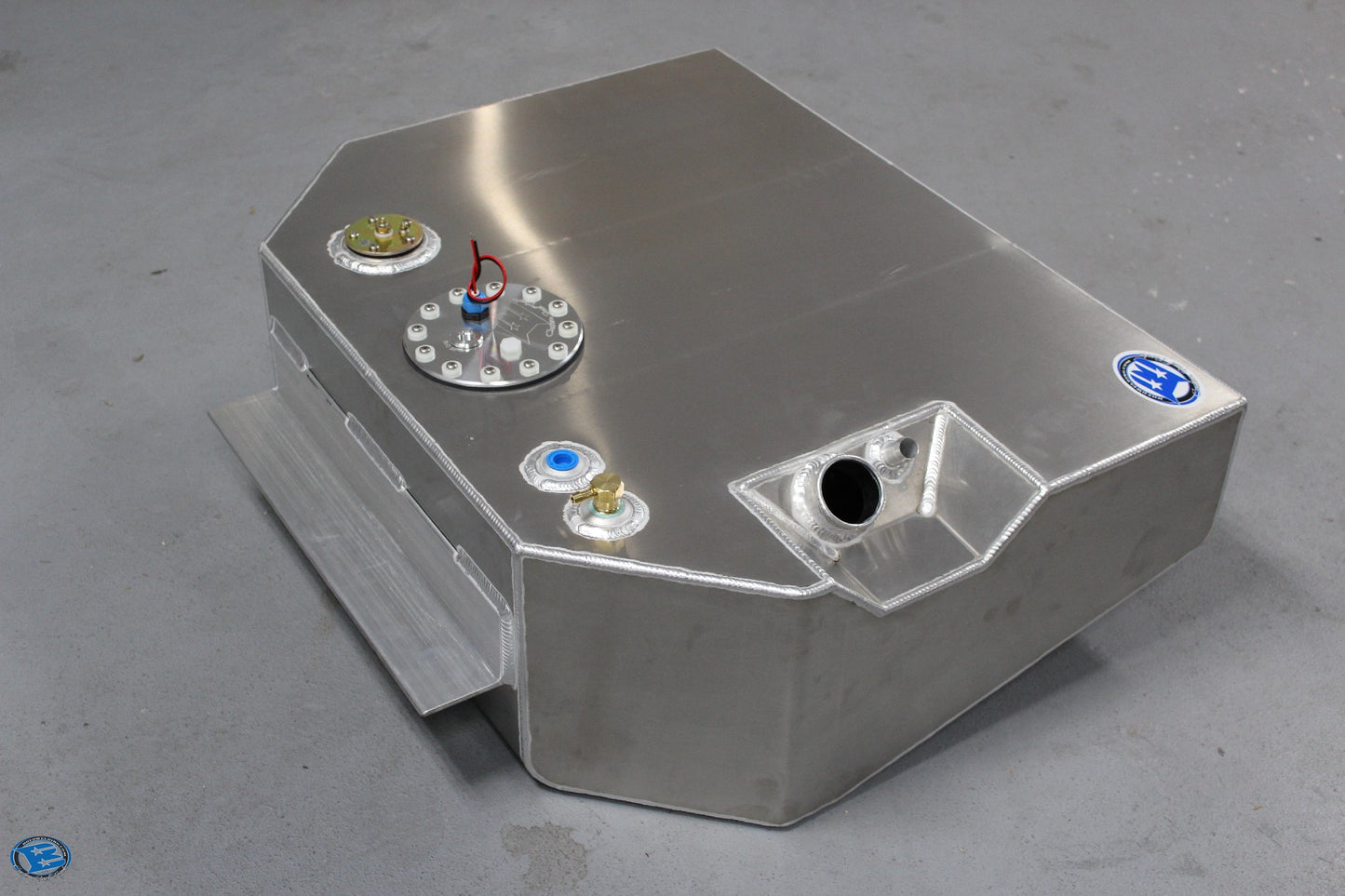 73-79 Ford Rear Mount EFI Tank W/ Aeromotive 340 Pump