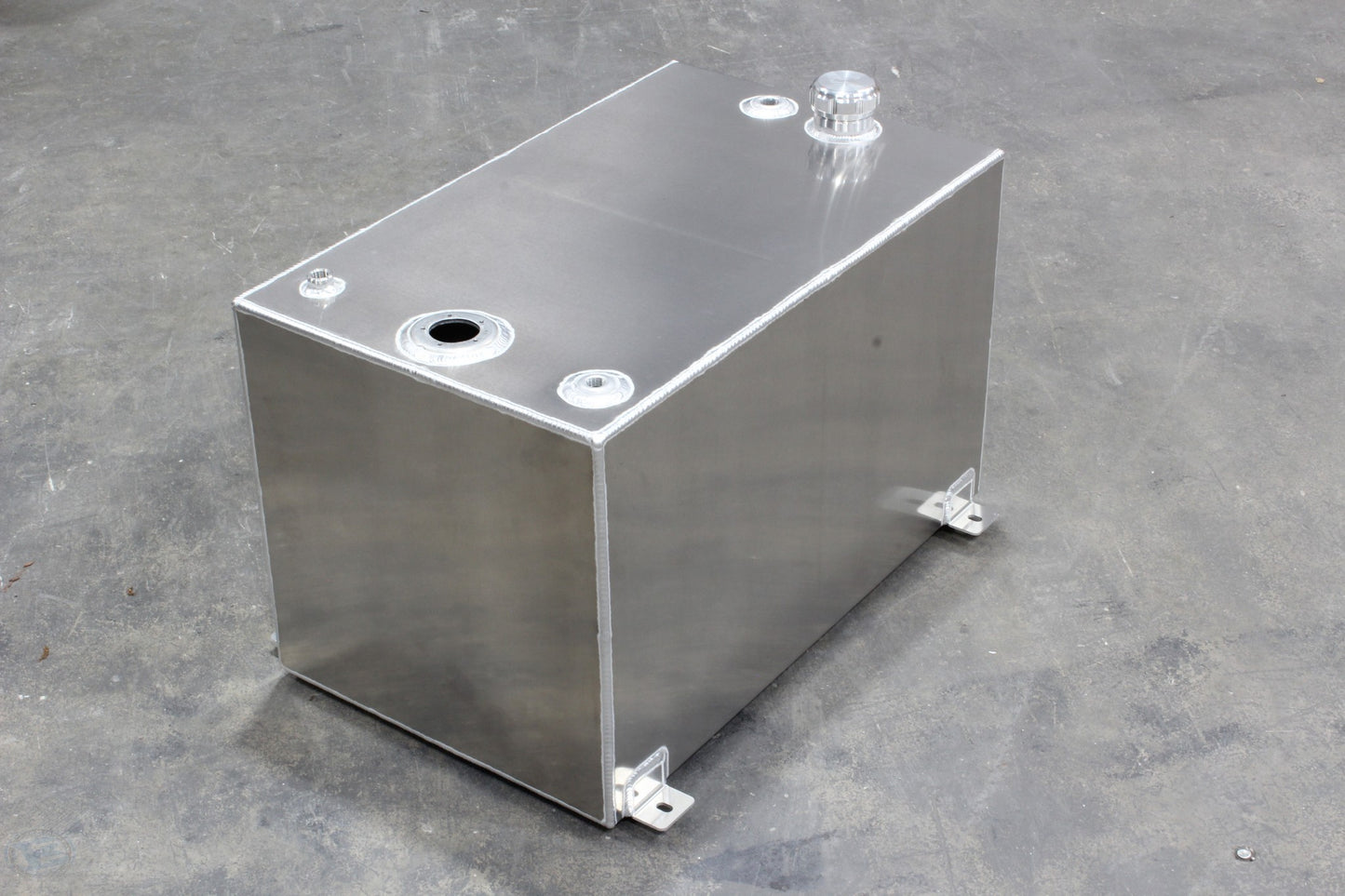 26 Gallon 26x16x16 Aluminum Tank